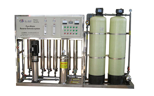 某邊防軍隊(duì)采購(gòu)反滲透純凈水設(shè)備(圖) 某邊防軍隊(duì)采購(gòu)反滲透純凈水設(shè)備(圖)