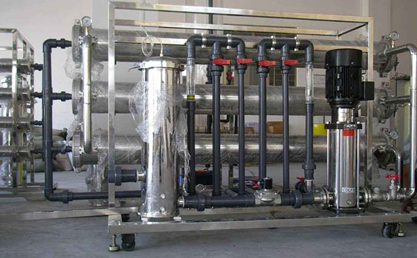 ���B͸�O��